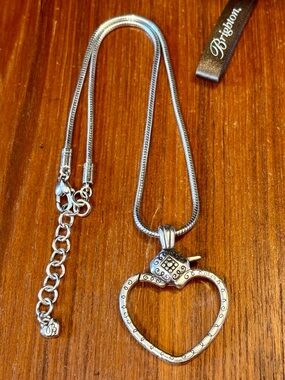 🆕Listing Brighton Heart Squeeze necklace Holds charms, beads Reversible Retired